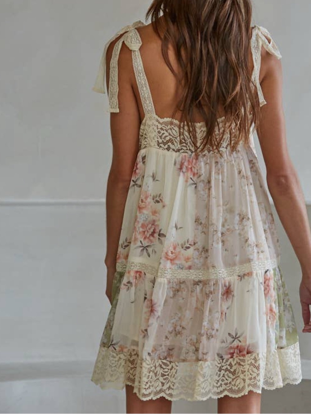 By Together Cream Floral Chiffon Lace-Trim Womans Mini Dress Size M - Picture 9 of 11